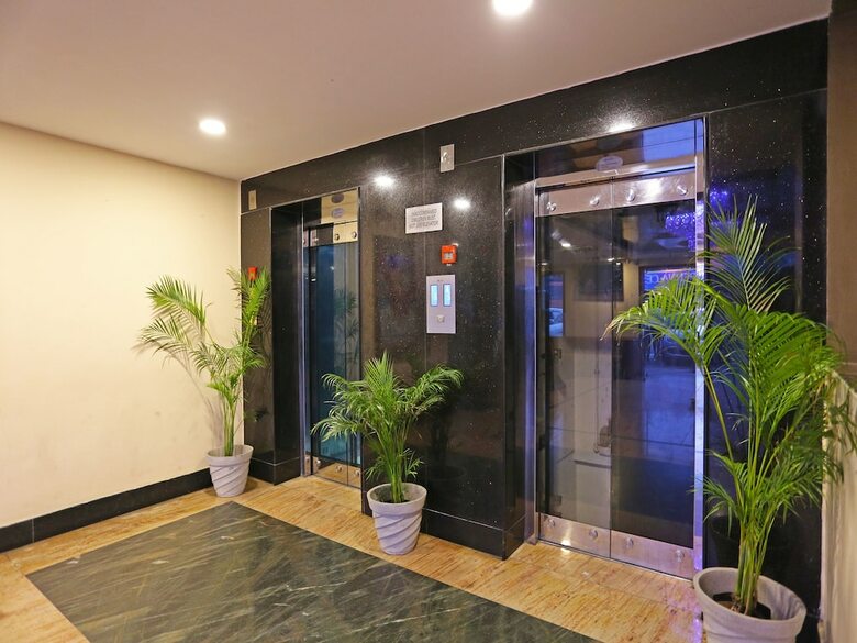 Hotel Oyo Flagship 061 Tirupati Railway Station