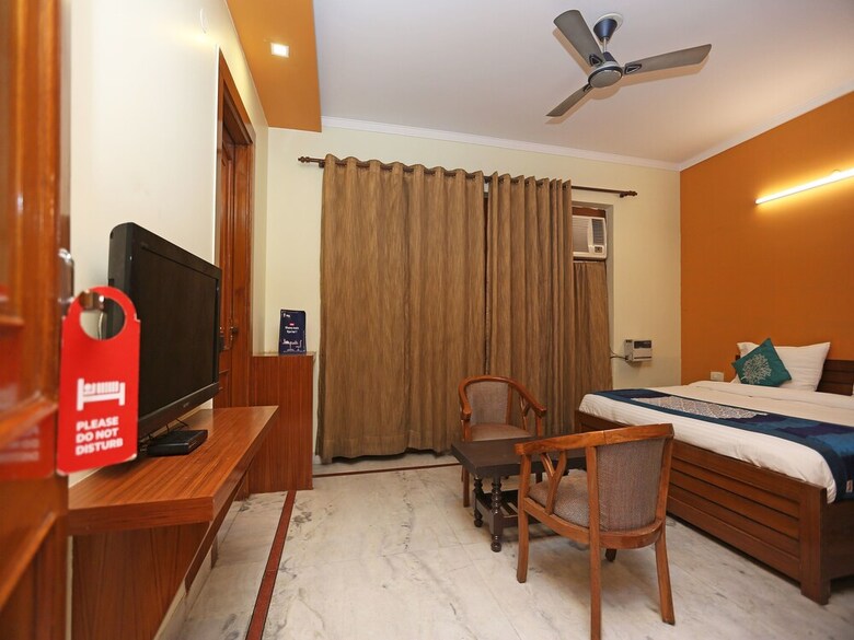 Hotel Oyo 9581 Green Residency