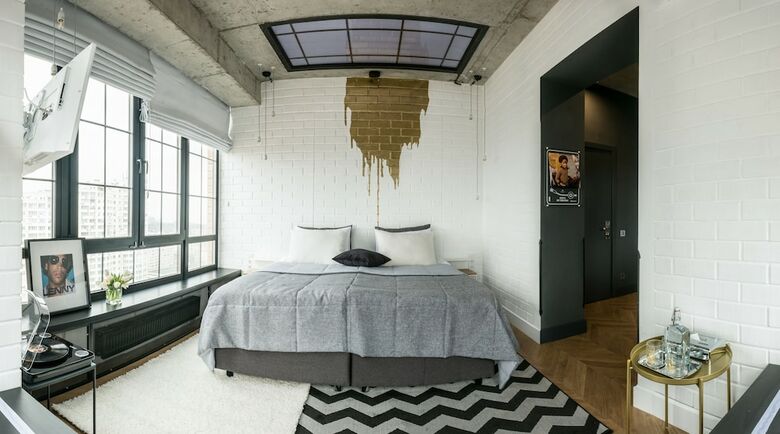 Design Hotel Rooms & Rumors