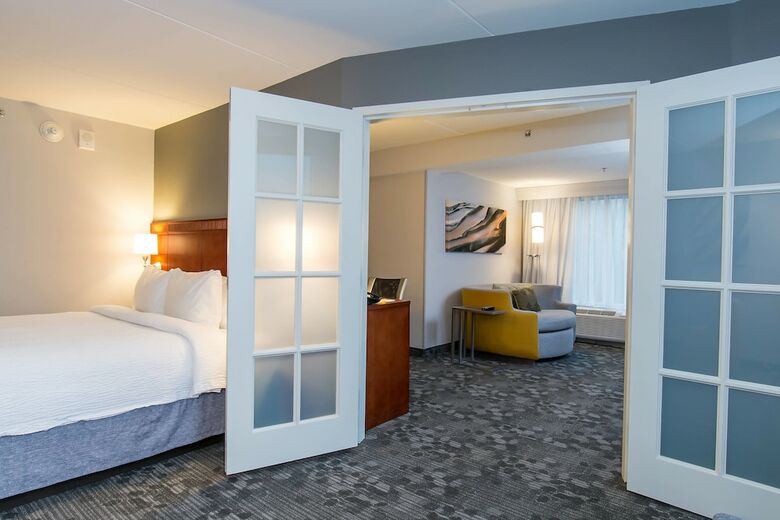 Hotel Courtyard By Marriott Columbia Downtown At Usc
