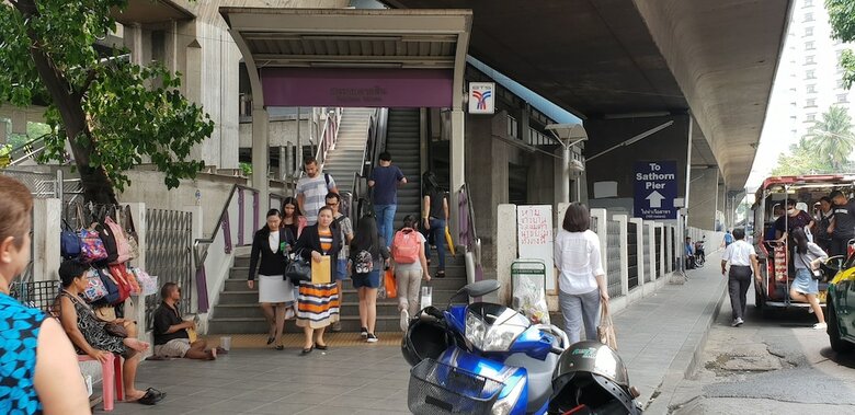 Hostal One Bangkok Hostel @love District
