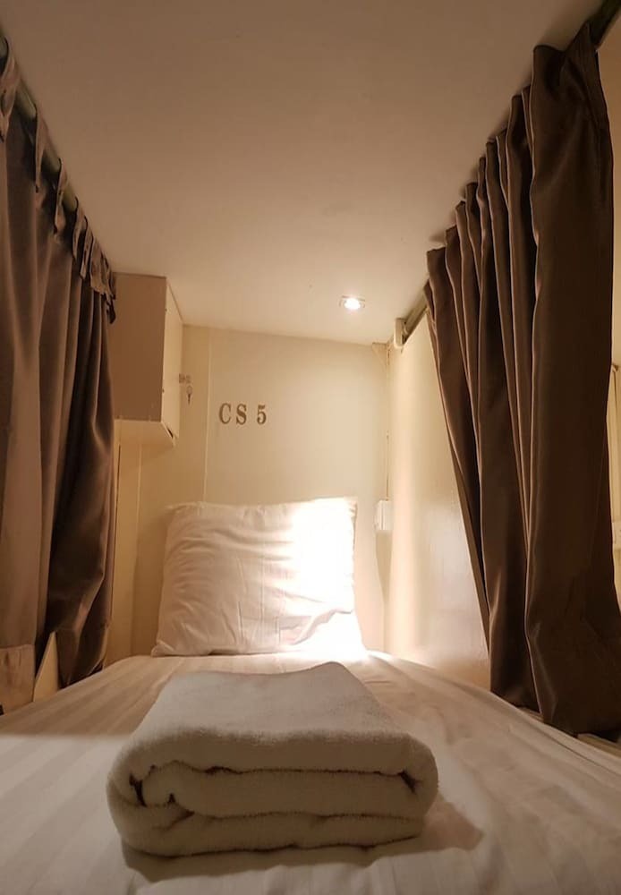 Hostal Counting Sheeps At Cnx - Adults Only