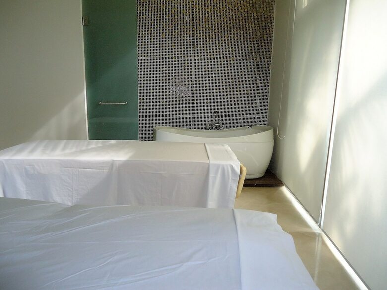 Aparthotel Tu Mirada Al Mar Beachfront Tower & Spa (3 Bedroom Condos)