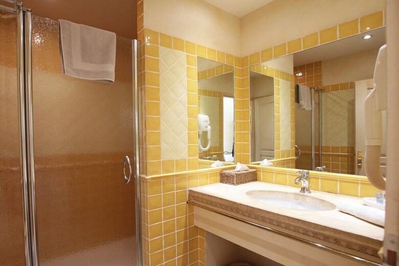 Hotel Les Cavaliers De Saint Paul B&B
