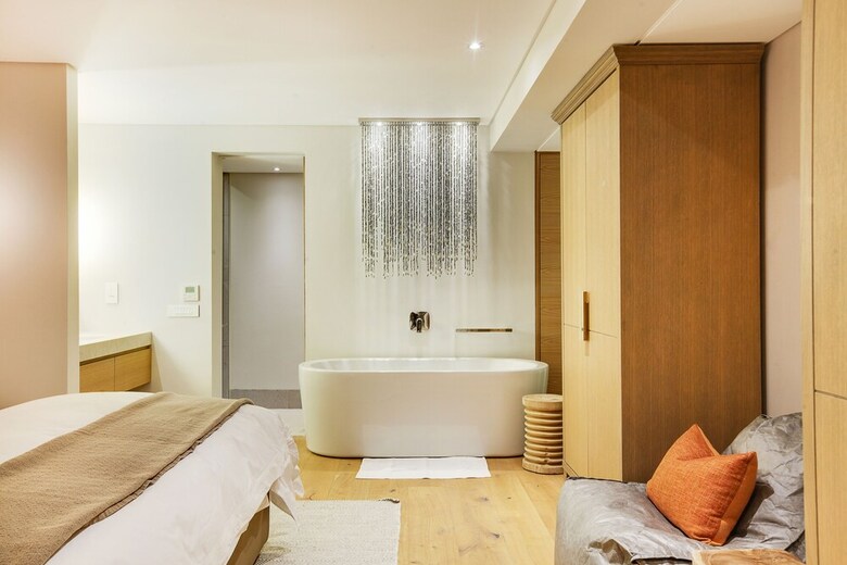 53 On Napier - Three Bedroom Apartment, Sleeps 6