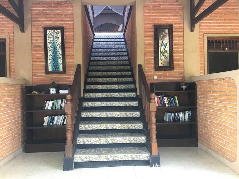 Cafe Wayan & Cottages