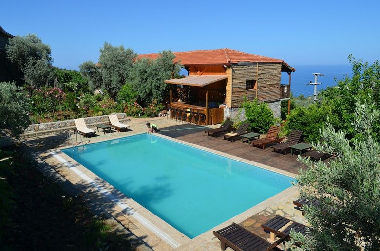 Bed & Breakfast Faralya Limon Hotel