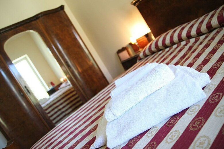 Bed & Breakfast La Residenza Torchiara