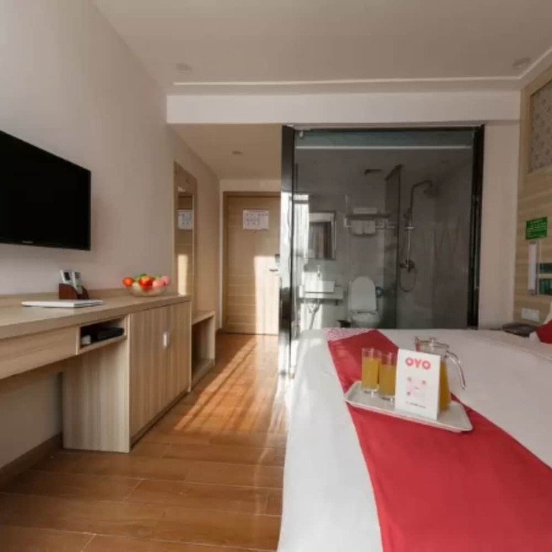 Oyo 8011 Hotel