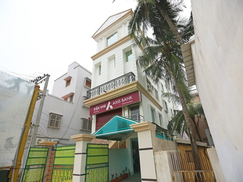 Oyo 9344 Hotel Gangotri