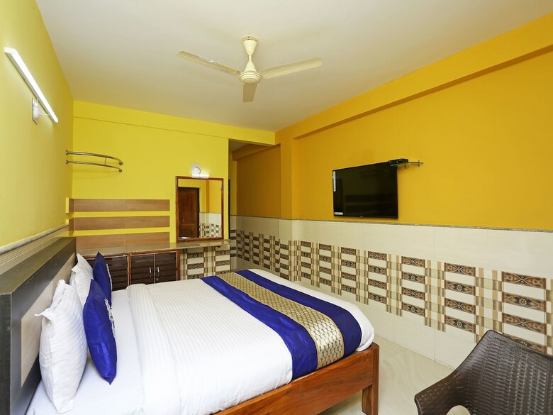 Hotel Oyo 9958 Laxmi Resort