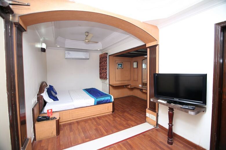 Oyo 9095 Hotel Kanishka