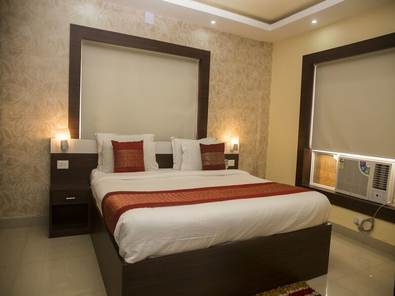 Hotel Oyo 7637 Near Lighthouse