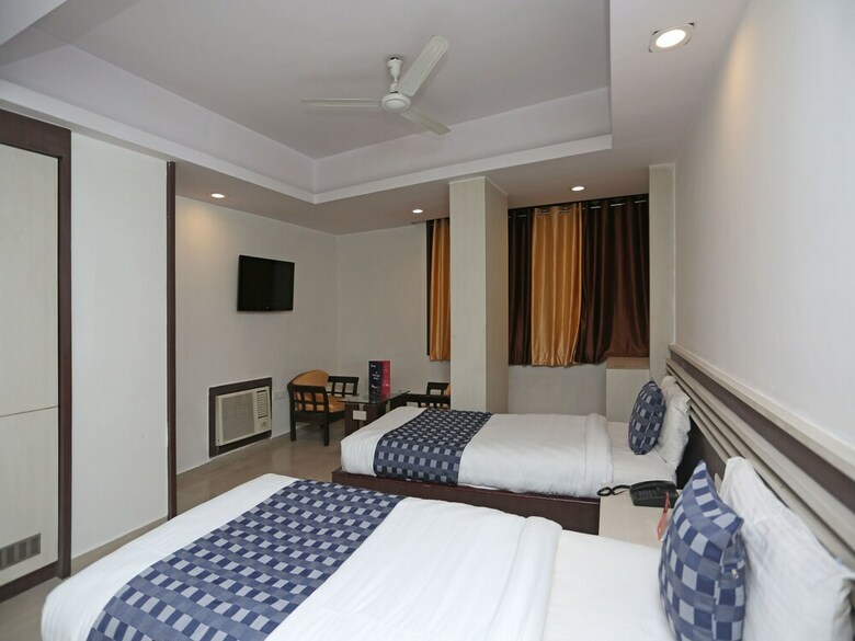 Oyo 4312 Hotel Park Street