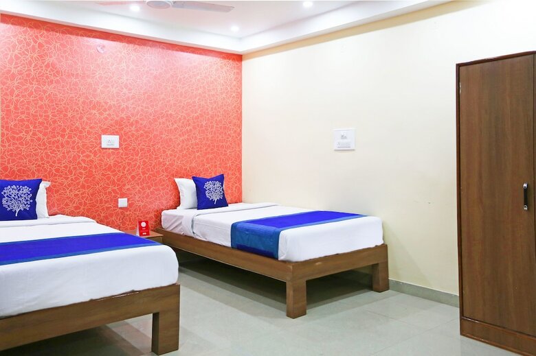 Oyo 4101 Hotel D P International