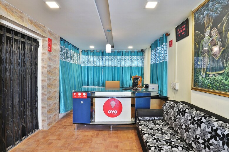 Oyo 11650 Hotel Grand Apple