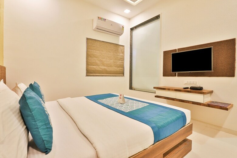 Oyo 10749 Hotel Neelkanth Bliss