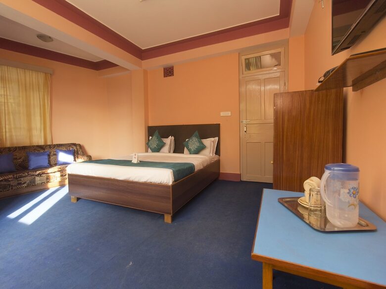 Oyo 10586 Hotel Tulip Residency