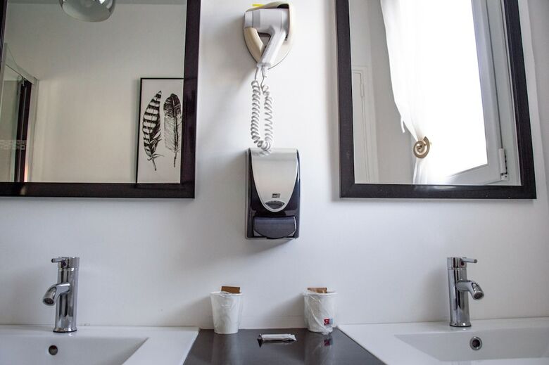 Hotel H�tel Le Tivoli