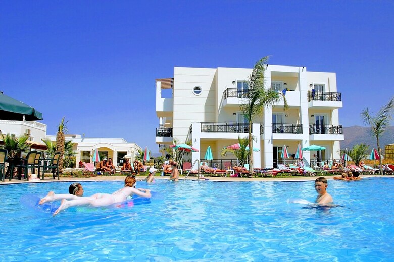 Apartamentos Yiannis Manos