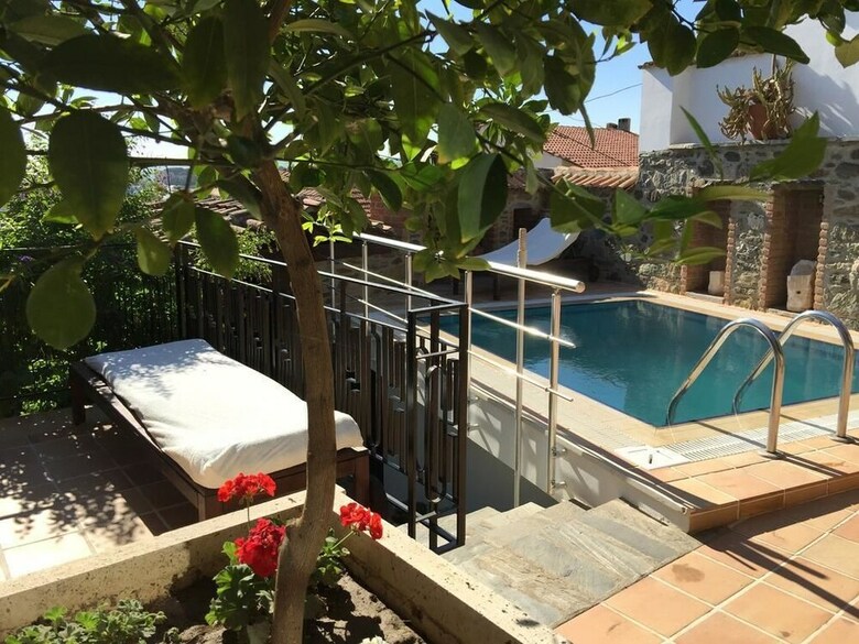 Villa Stone House