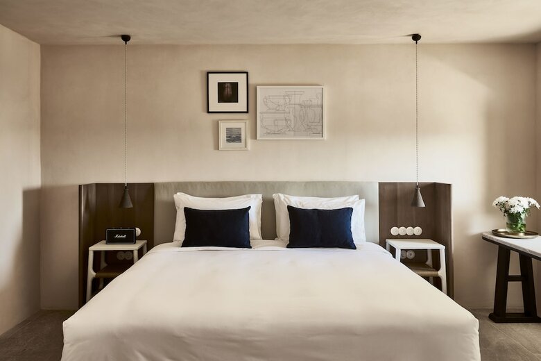 Istoria Hotel