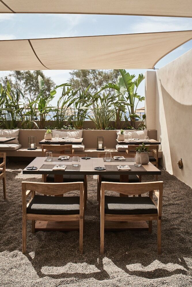 Istoria Hotel