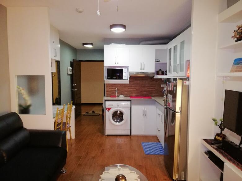 1br Unit For Rent One Oasis Condominium
