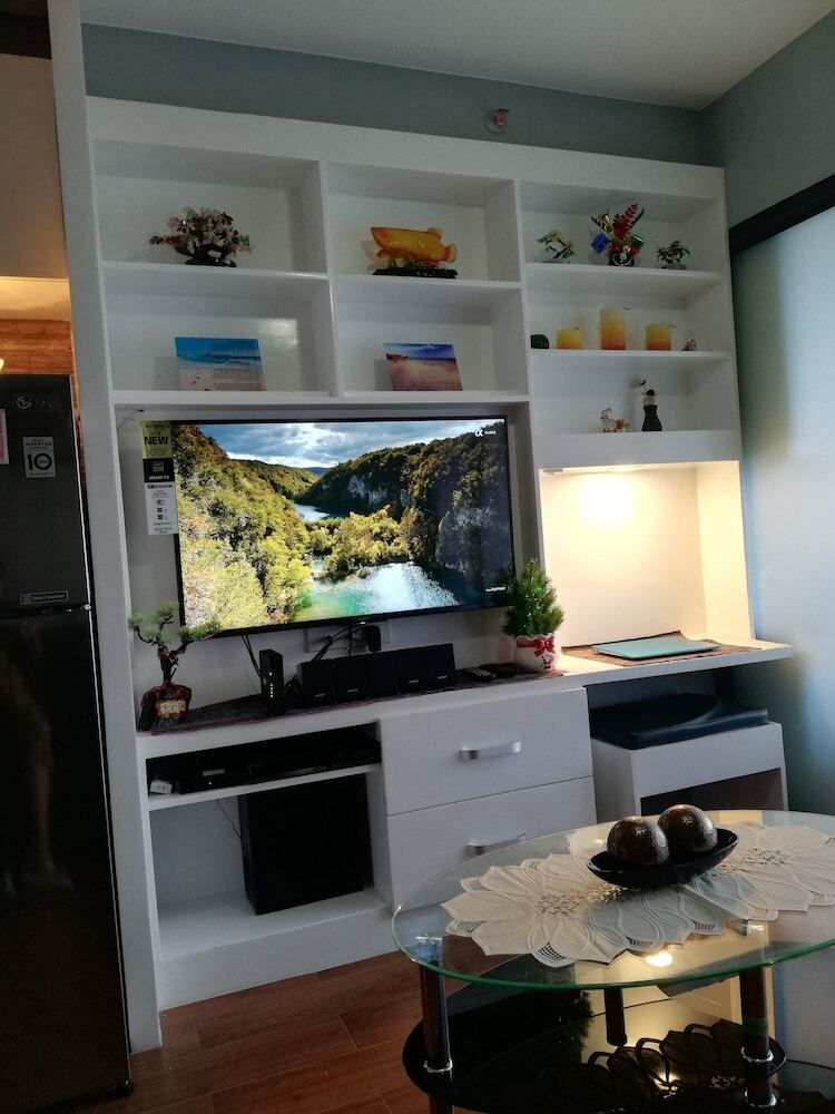 1br Unit For Rent One Oasis Condominium