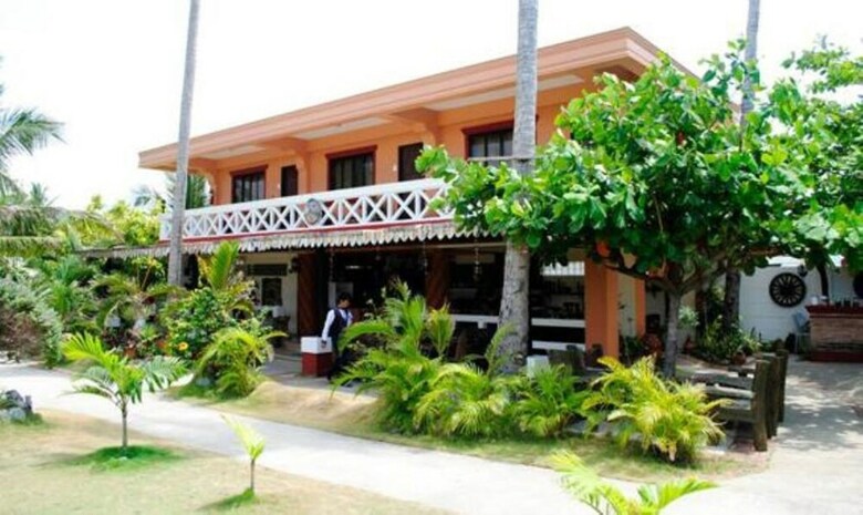 Hotel Punta Riviera Resort