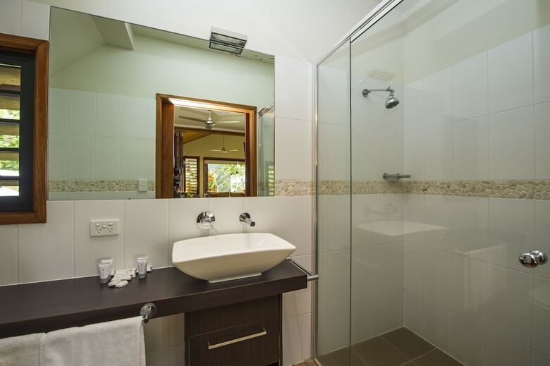 Pure Magnetic Villa 4