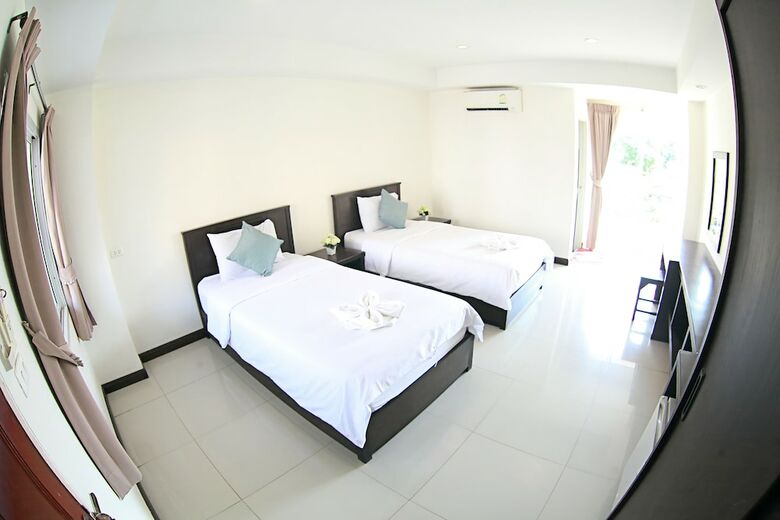 Hotel Weerawan Place