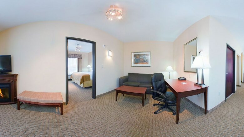 Holiday Inn Express Hotel & Suites Guymon