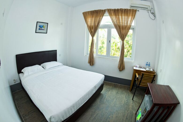 Hotel Seasons Boutique Lodge- Ngapali