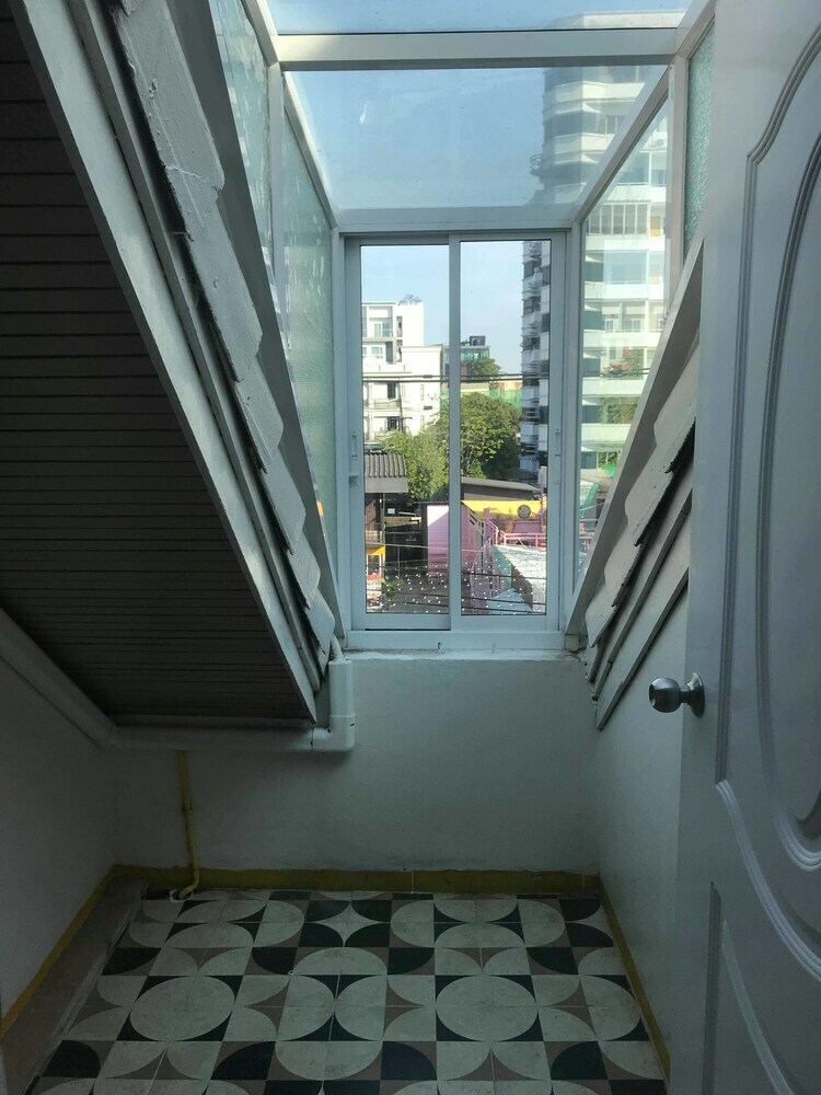 Hotel Laugh Out Loud Nimman 17