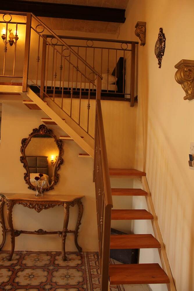 Hotel Maleth Inn Guest House