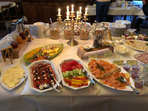 Hotel Schlo� Tremsb�ttel