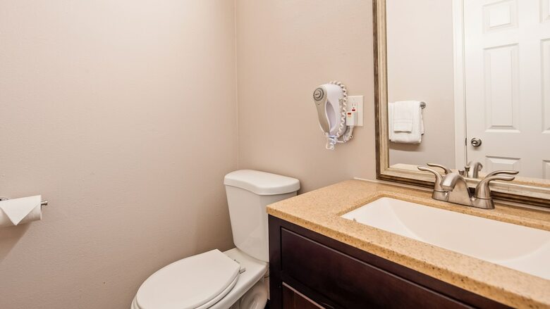 Hotel Azul Inn & Suites