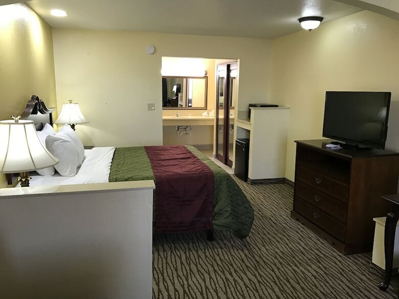 Motel Econo Lodge Inn & Suites