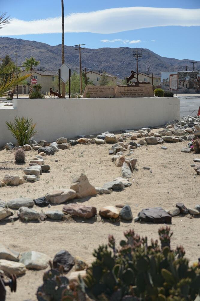 Posada Mojave Trails Inn And Suites