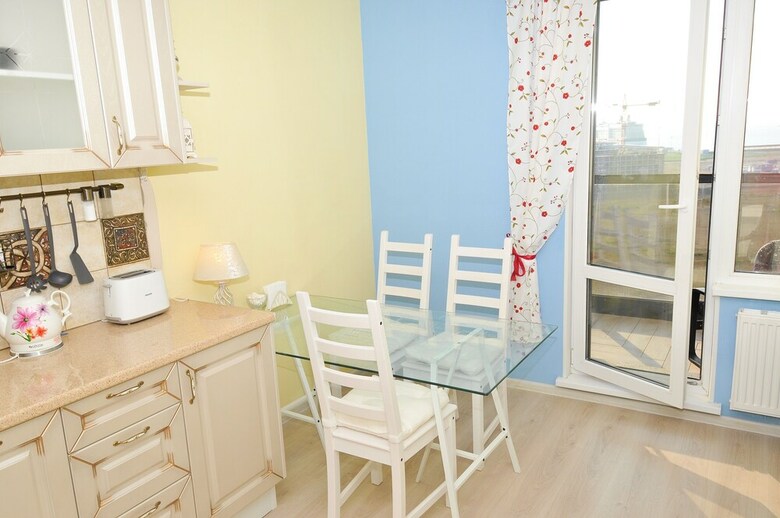 Aelita Apartment With Port View