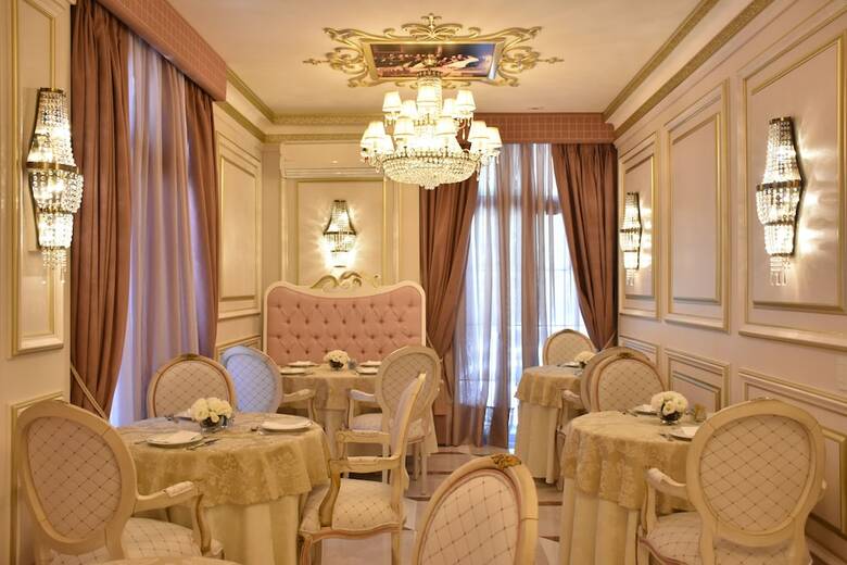 Hotel Colline De France