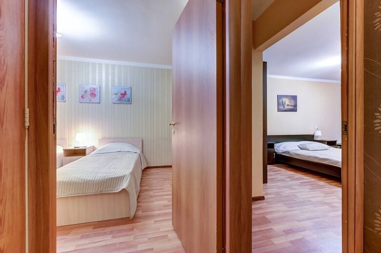 Ag Apartment Iskrovskiy 1-13