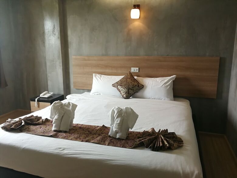 Hotel Narai Iyara Palace Lopburi