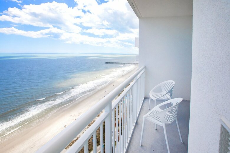 Hotel South Bay Inn & Suites