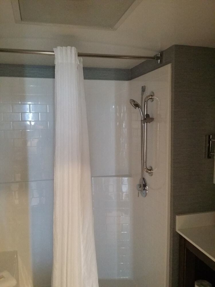 Hotel South Bay Inn & Suites