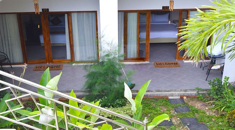 Bed & Breakfast La Cecile Hotel And Cafe Komodo