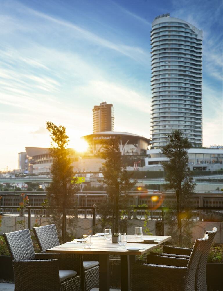 Hotel Centro Westside By Rotana
