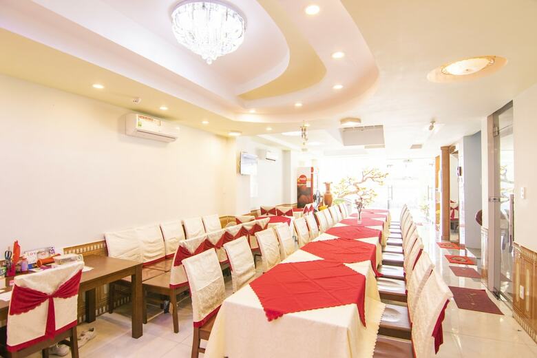 Bien Xanh Hotel