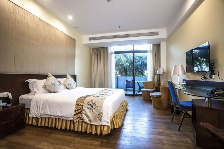 Sanya Serenity Coast Marina Hotel